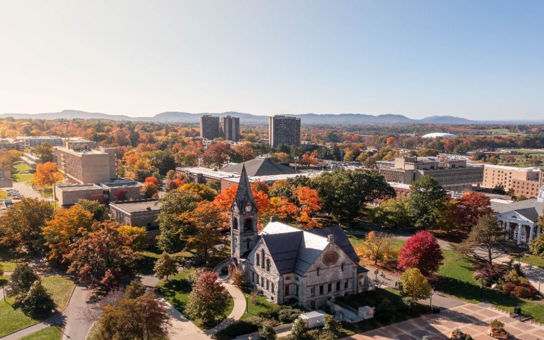 10 Cozy College Towns In New England That Feel Like A Storybook Setting